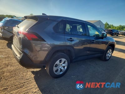 Trzecie zdjęcie samochodu z tyłu: 2022 TOYOTA RAV4 LE VIN:2T3F1RFV0NC276570 - miniatura