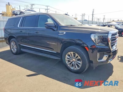 Czwarte zdjęcie samochodu z boku: 2022 GMC YUKON XL C1500 SLT VIN:1GKS1GKD1NR168588 - miniatura