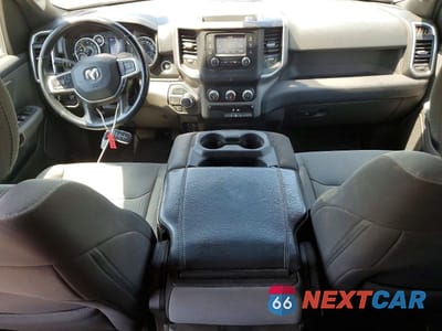 Zdjęcie 8 z 12 samochodu: 2022 RAM 1500 BIG HORN VIN:1C6RREBG0NN398428 - miniatura