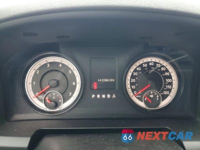 Zdjęcie 9 z 12 samochodu: 2015 RAM 1500 SLT VIN:1C6RR7GTXFS531409 - miniatura