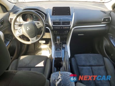 Zdjęcie 8 z 12 samochodu: 2019 MITSUBISHI ECLIPSE CROSS LE VIN:JA4AT4AA3KZ001310 - miniatura