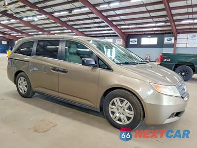 Czwarte zdjęcie samochodu z boku: 2011 HONDA ODYSSEY LX VIN:5FNRL5H26BB040475 - miniatura