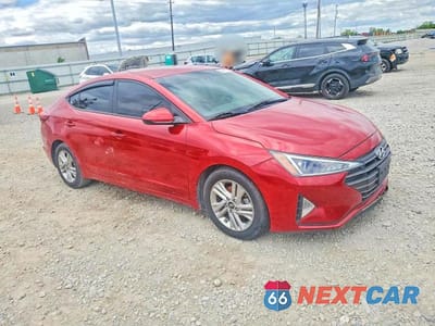 Czwarte zdjęcie samochodu z boku: 2020 HYUNDAI ELANTRA SEL VIN:5NPD84LFXLH541470 - miniatura