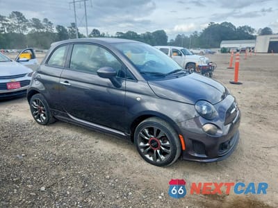 Czwarte zdjęcie samochodu z boku: 2019 FIAT 500 POP VIN:3C3CFFKH8KT716589 - miniatura