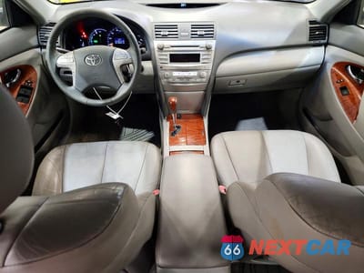 Zdjęcie 8 z 12 samochodu: 2011 TOYOTA CAMRY HYBRID VIN:4T1BB3EK8BU131568 - miniatura