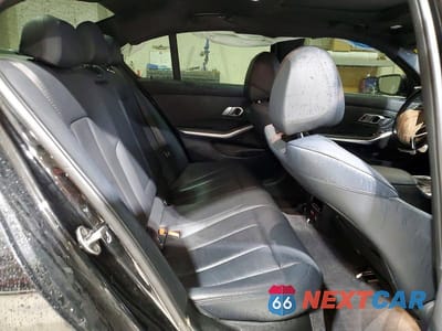 Zdjęcie 10 z 12 samochodu: 2019 BMW 330XI VIN:WBA5R7C52KAJ79695 - miniatura