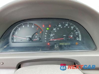 Zdjęcie 9 z 12 samochodu: 2002 TOYOTA CAMRY LE VIN:JTDBE32K420117173 - miniatura