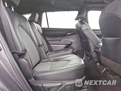 Zdjęcie 11 z 13 samochodu: 2022 TOYOTA HIGHLANDER XSE VIN:5TDJZRBH9NS246132 - miniatura