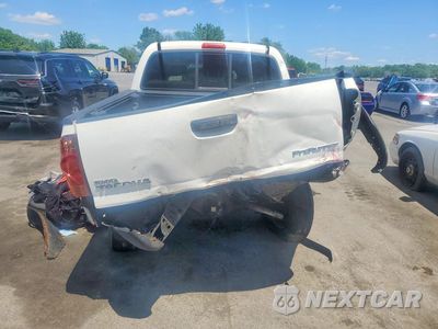 Zdjęcie 6 z 12 samochodu: 2015 TOYOTA TACOMA DOUBLE CAB PRERUNNER VIN:5TFJX4GN5FX048618 - miniatura