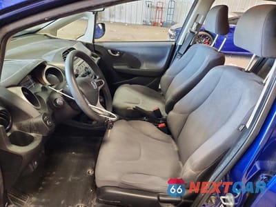 Zdjęcie 7 z 13 samochodu: 2013 HONDA FIT VIN:JHMGE8H37DC075195 - miniatura