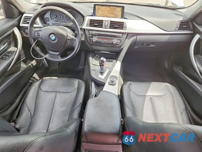 Zdjęcie 8 z 12 samochodu: 2013 BMW 328 XI VIN:WBA3B3C56DF535169 - miniatura