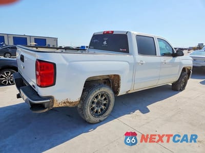 Trzecie zdjęcie samochodu z tyłu: 2018 CHEVROLET SILVERADO C1500 LT VIN:3GCPCREC4JG148999 - miniatura