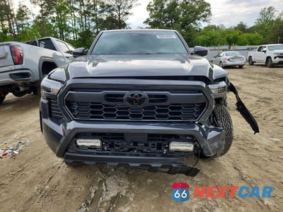 Piąte zdjęcie samochodu w środku: 2026 TOYOTA TACOMA TRD OFF-ROAD VIN:3TMLB5JN5TM238006 - miniatura