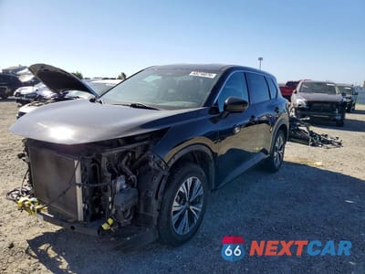 2021 NISSAN ROGUE SV 5N1AT3BB3MC768180 - główne zdjęcie licytacji z USA - miniatura