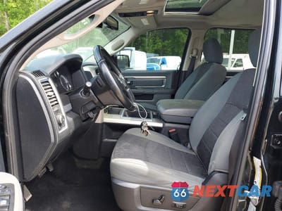 Zdjęcie 7 z 12 samochodu: 2015 RAM 1500 SLT VIN:3C6RR7LTXFG710112 - miniatura