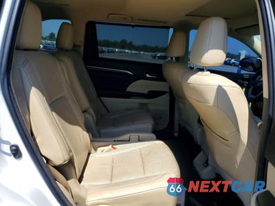 Zdjęcie 11 z 13 samochodu: 2015 TOYOTA HIGHLANDER LIMITED VIN:5TDDKRFH0FS220340 - miniatura