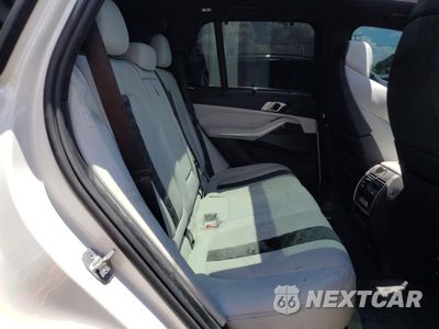 Zdjęcie 11 z 14 samochodu: 2022 BMW X5 M VIN:5YMJU0C05N9L41344 - miniatura