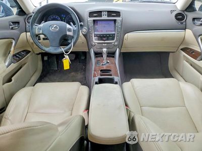 Zdjęcie 8 z 13 samochodu: 2013 LEXUS IS 250 VIN:JTHBF5C27D5191554 - miniatura