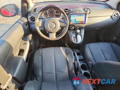Zdjęcie 8 z 12 samochodu: 2014 MAZDA MAZDA2 SPORT VIN:JM1DE1KY3E0174700 - miniatura