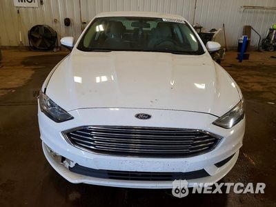 Piąte zdjęcie samochodu w środku: 2017 FORD FUSION S VIN:3FA6P0G73HR150811 - miniatura