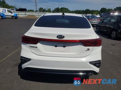 Zdjęcie 6 z 12 samochodu: 2019 KIA FORTE S VIN:3KPF34AD8KE076019 - miniatura