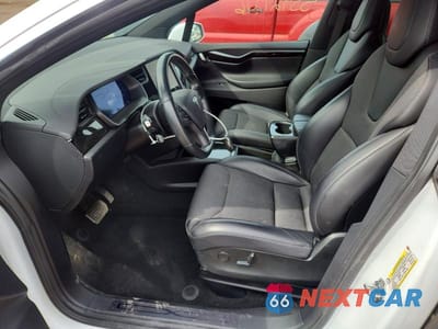 Zdjęcie 7 z 12 samochodu: 2018 TESLA MODEL X VIN:5YJXCBE28JF112379 - miniatura
