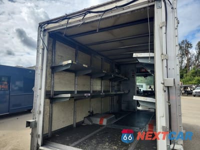 Zdjęcie 6 z 13 samochodu: 2012 ISUZU NPR VIN:JALB4T172C7W00166 - miniatura