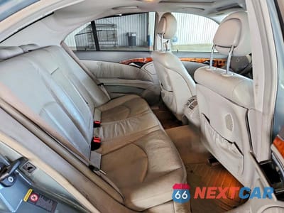 Zdjęcie 10 z 12 samochodu: 2006 MERCEDES-BENZ E 350 VIN:WDBUF56J96A791515 - miniatura