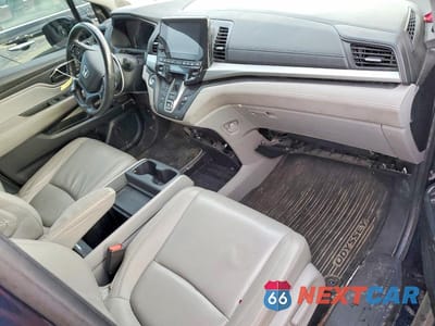 Zdjęcie 8 z 13 samochodu: 2019 HONDA ODYSSEY EXL VIN:5FNRL6H79KB024577 - miniatura