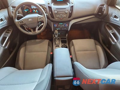 Zdjęcie 8 z 13 samochodu: 2018 FORD ESCAPE SE VIN:1FMCU0GD5JUB85405 - miniatura