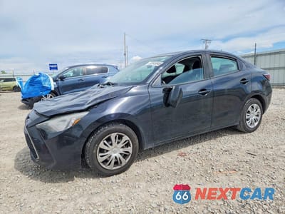 2019 TOYOTA YARIS L 3MYDLBYV1KY527642 - główne zdjęcie licytacji z USA - miniatura