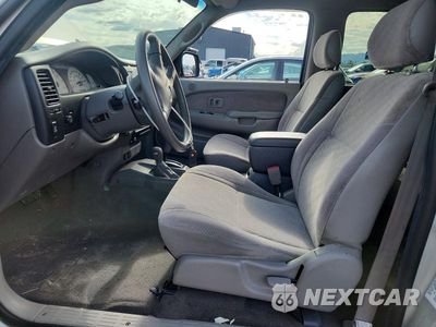 Zdjęcie 7 z 11 samochodu: 2003 TOYOTA TACOMA DELUXE VIN:5TEHN72N237219231 - miniatura