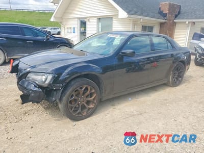 2020 CHRYSLER 300 TOURING 2C3CCAAG6LH120380 - główne zdjęcie licytacji z USA - miniatura