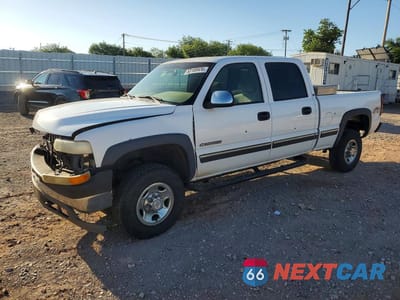 2001 CHEVROLET SILVERADO K2500 HEAVY DUTY 1GCHK23UX1F197345 - główne zdjęcie licytacji z USA - miniatura