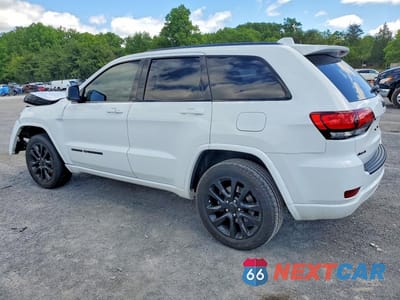 Drugie zdjęcie samochodu z przodu: 2019 JEEP GRAND CHEROKEE LAREDO VIN:1C4RJFAG5KC577787 - miniatura