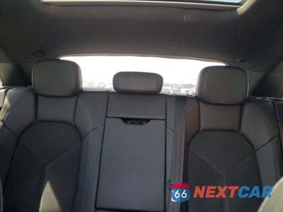 Zdjęcie 10 z 13 samochodu: 2017 PORSCHE MACAN VIN:WP1AA2A53HLB01792 - miniatura