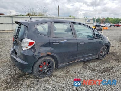 Trzecie zdjęcie samochodu z tyłu: 2009 HONDA FIT SPORT VIN:JHMGE88419S057426 - miniatura