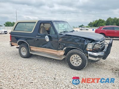 Czwarte zdjęcie samochodu z boku: 1994 FORD BRONCO U100 VIN:1FMEU15H3RLA96423 - miniatura