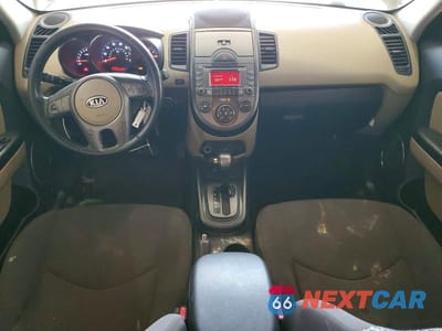 Zdjęcie 8 z 12 samochodu: 2010 KIA SOUL + VIN:KNDJT2A24A7132095 - miniatura