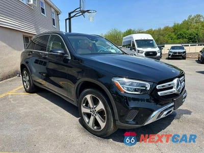 Czwarte zdjęcie samochodu z boku: 2020 MERCEDES-BENZ GLC 300 4MATIC VIN:WDC0G8EB8LF685591 - miniatura