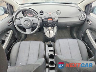 Zdjęcie 8 z 12 samochodu: 2013 MAZDA MAZDA2 VIN:JM1DE1KY1D0159658 - miniatura
