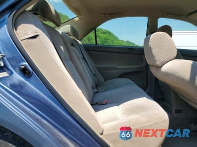 Zdjęcie 10 z 13 samochodu: 2002 TOYOTA CAMRY LE VIN:4T1BE32K02U564829 - miniatura