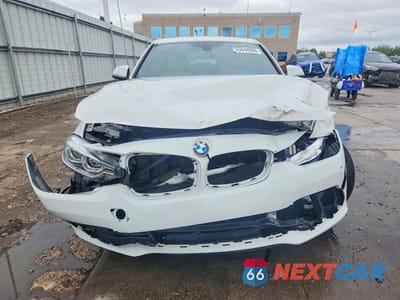 Piąte zdjęcie samochodu w środku: 2018 BMW 330 XI VIN:WBA8D9C57JEB35175 - miniatura
