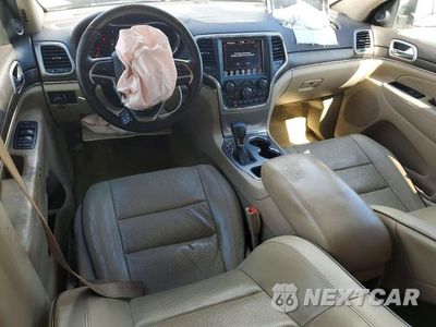 Zdjęcie 8 z 13 samochodu: 2018 JEEP GRAND CHEROKEE OVERLAND VIN:1C4RJECG1JC204994 - miniatura