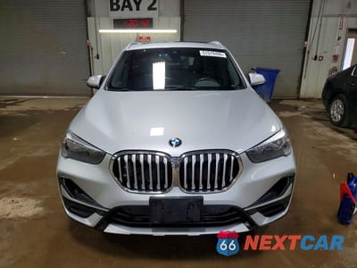 Piąte zdjęcie samochodu w środku: 2021 BMW X1 XDRIVE28I VIN:WBXJG9C01M5T16311 - miniatura