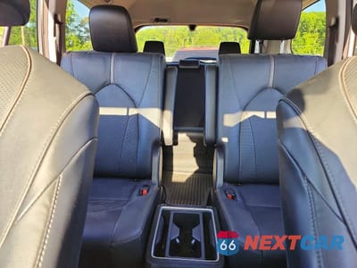 Zdjęcie 10 z 13 samochodu: 2024 TOYOTA GRAND HIGHLANDER PLATINUM VIN:5TDAAAB59RS041561 - miniatura