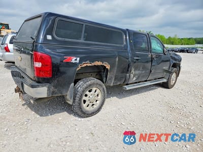 Trzecie zdjęcie samochodu z tyłu: 2012 CHEVROLET SILVERADO K2500 HEAVY DUTY LT VIN:1GC1KXCG5CF234751 - miniatura