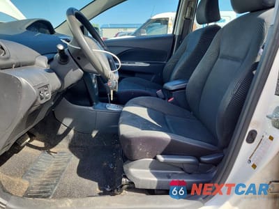 Zdjęcie 7 z 13 samochodu: 2010 TOYOTA YARIS BASE VIN:JTDBT4K30A1358516 - miniatura