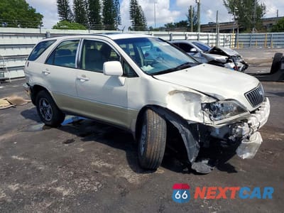 Czwarte zdjęcie samochodu z boku: 2000 LEXUS RX 300 VIN:JT6GF10U2Y0065831 - miniatura