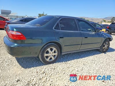 Trzecie zdjęcie samochodu z tyłu: 2000 HONDA ACCORD SE VIN:JHMCG6697YC025441 - miniatura